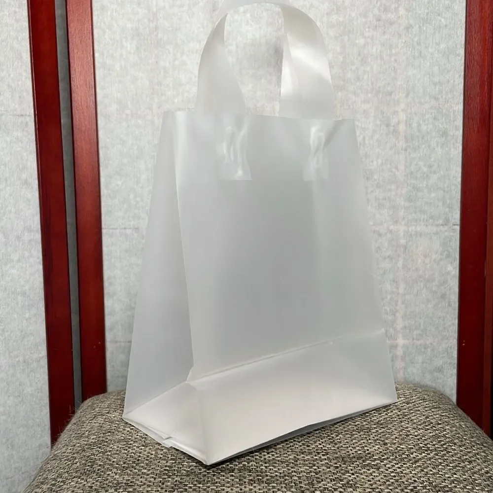 Uline 30 Count Clear Frosted Party Bags/Gift Bags (NEW)